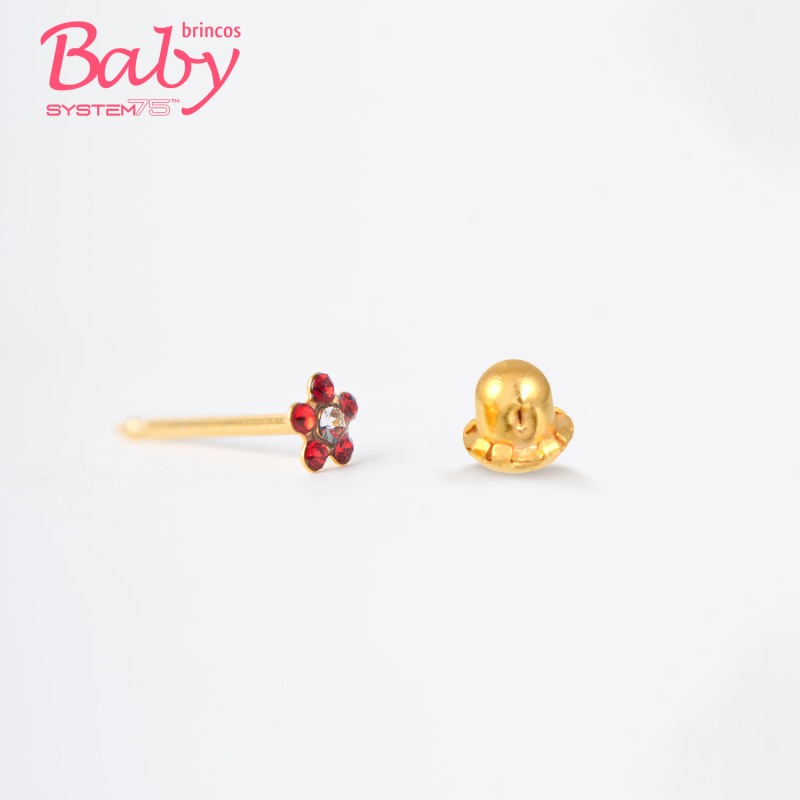 Brinco Baby Daisy Cristal Rubi 3mm Dourado Brinco Baby Daisy Cristal Rubi 3mm Dourado